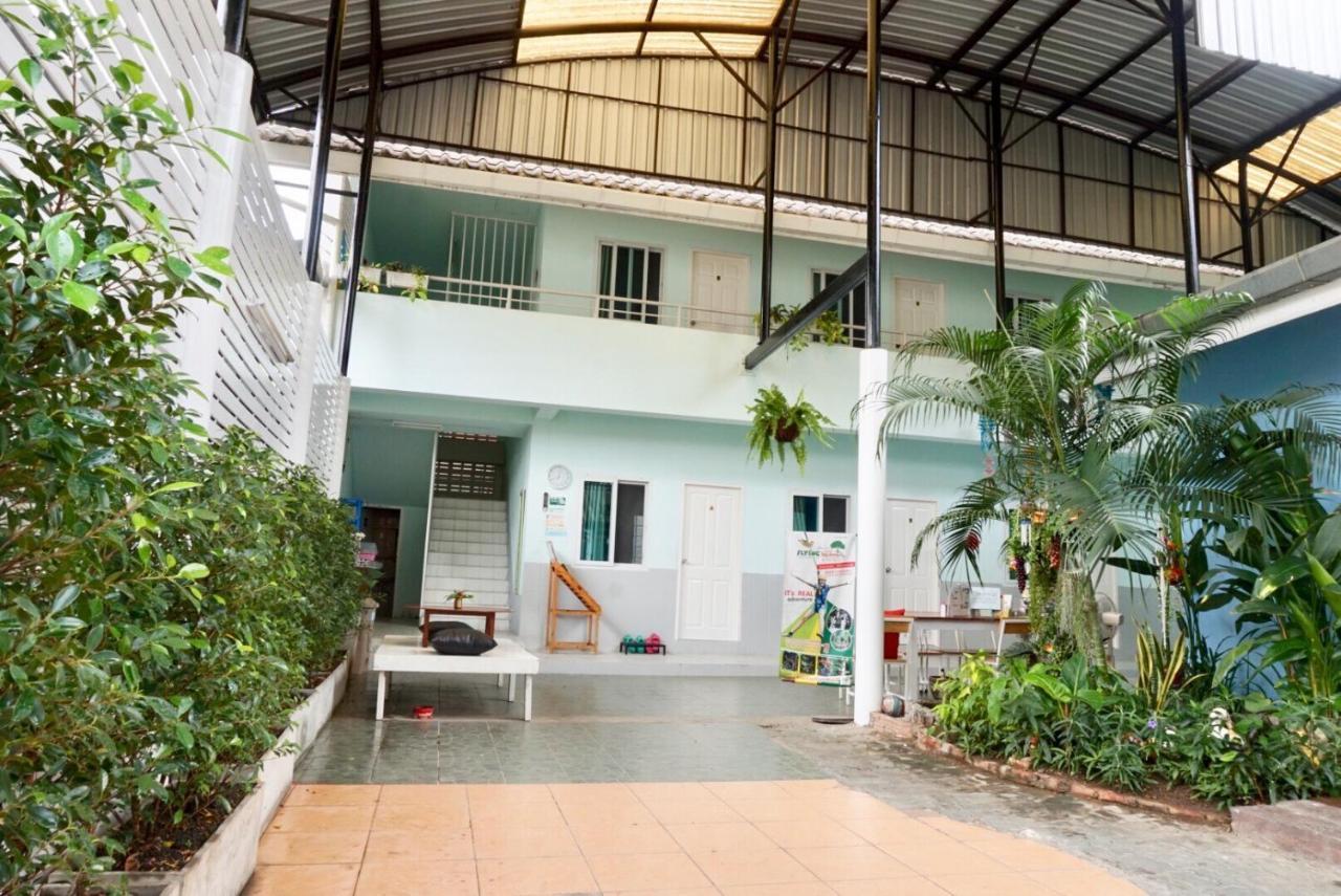 Chongrak Guesthouse Chiang Mai Dış mekan fotoğraf
