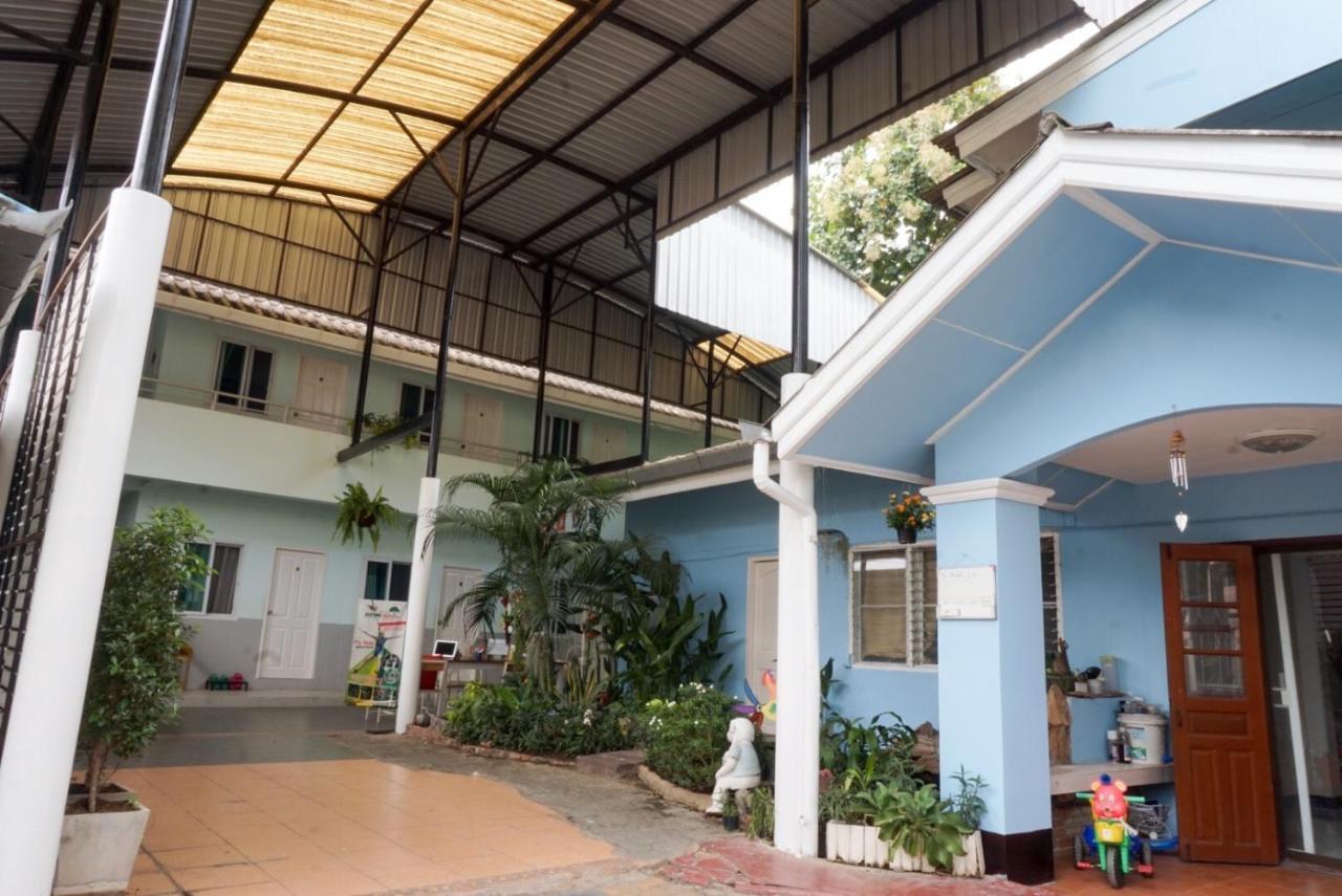 Chongrak Guesthouse Chiang Mai Dış mekan fotoğraf